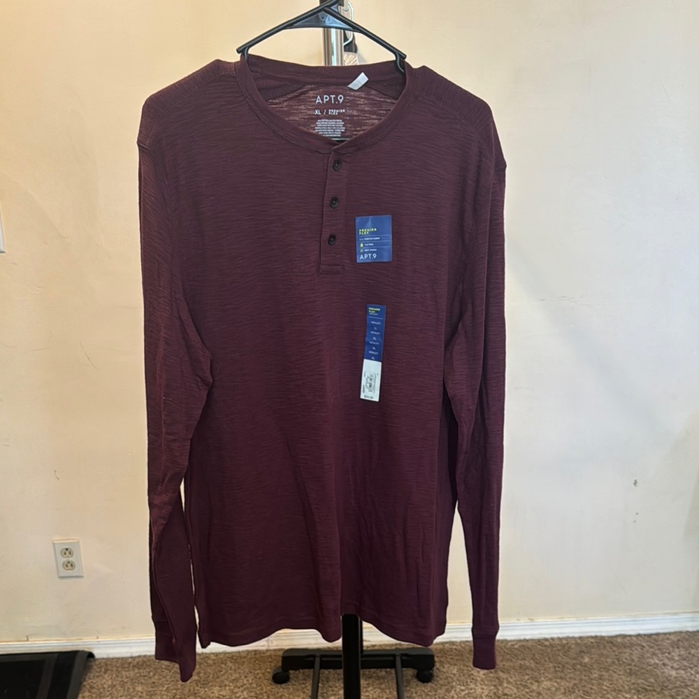 Apt. 9 Red Long Sleeve Tee